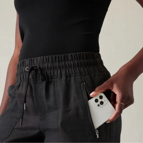 Athleta Pants 12P Cabo Wide-Leg High Rise Joggers Black Linen - Picture 11 of 12